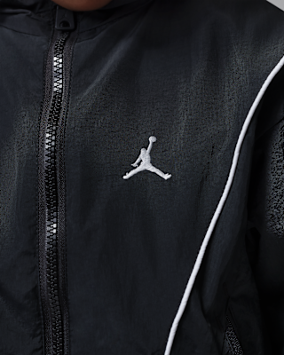 Jordan Big Kids' Essential Draft Jacket. Nike.com